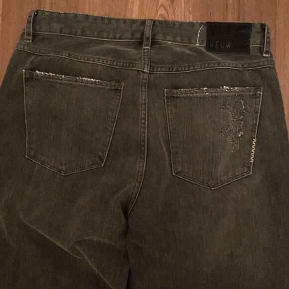 Neuw Black Relaxed Distressed Jeans - Picture 7 of 9